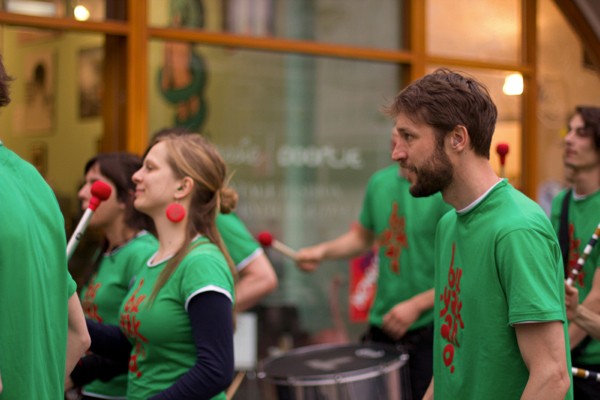 buyakano samba moderno open dans festival